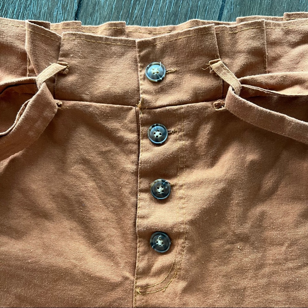 Paperbag Shorts - Picture 3 of 10